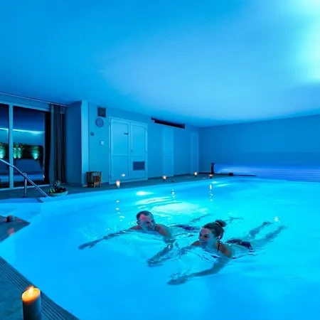 Romantique 4 Etoiles Avec Piscine Privee Chauffee Vakantiehuis Gimbrett